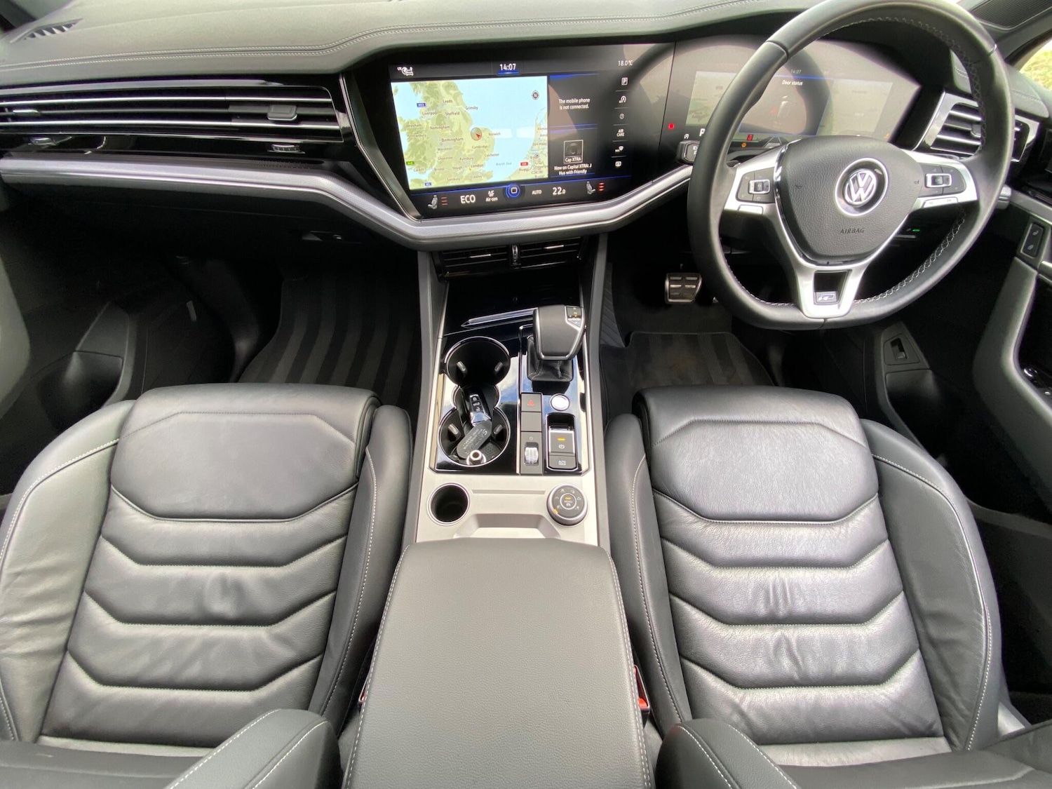 Used Volkswagen Touareg 2020 for sale - 75905922: Photo 28