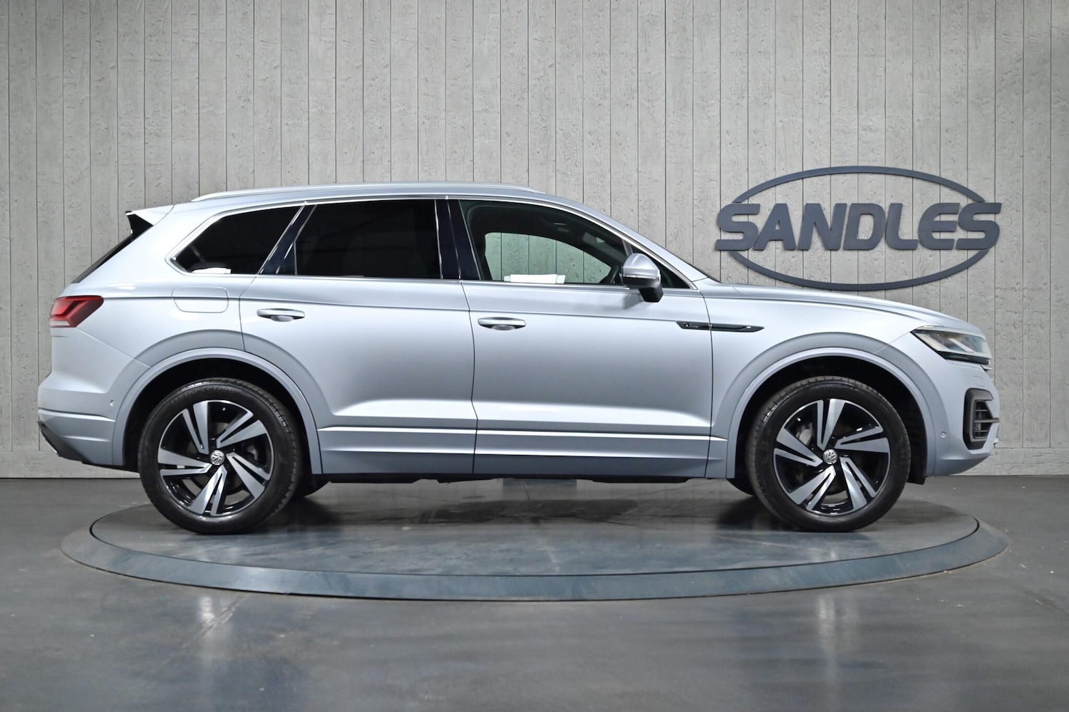 Used Volkswagen Touareg 2020 for sale - 75905922: Photo 3