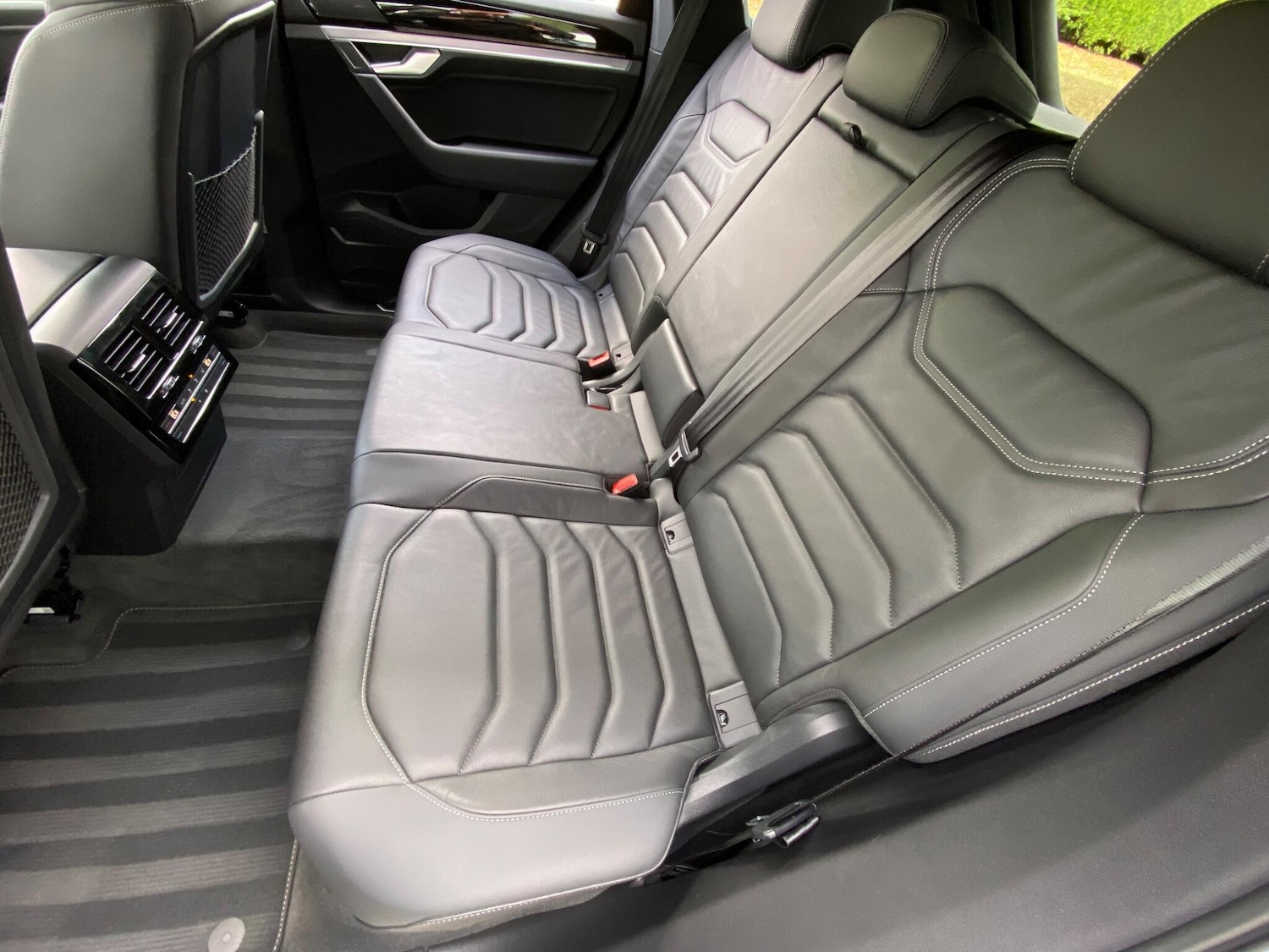 Used Volkswagen Touareg 2020 for sale - 75905922: Photo 30