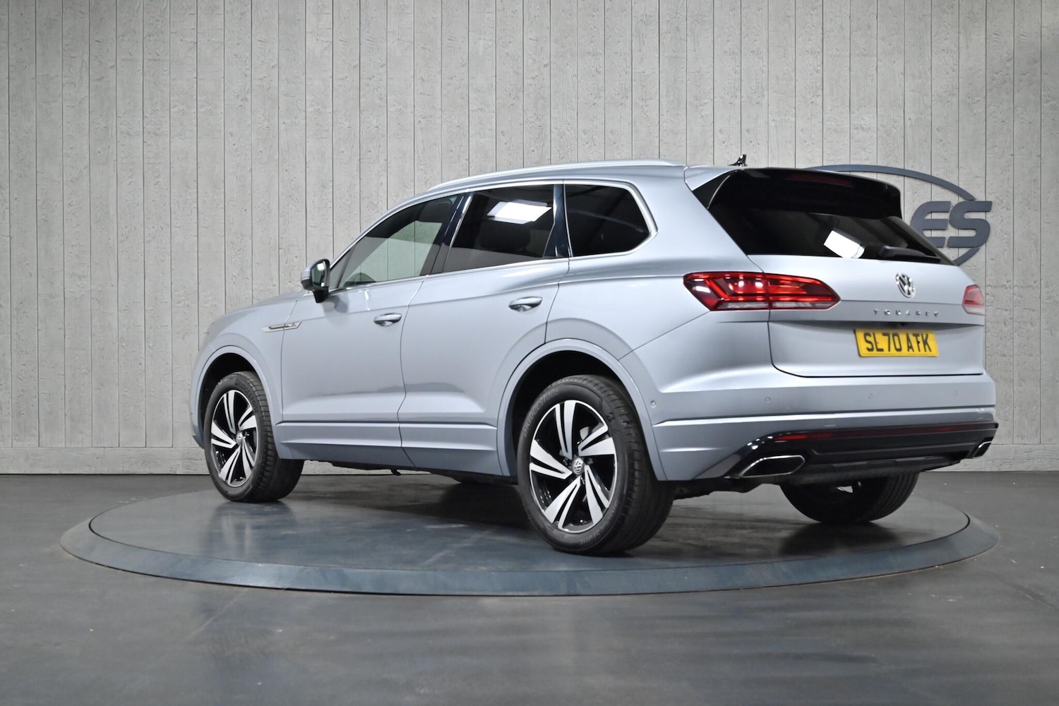 Used Volkswagen Touareg 2020 for sale - 75905922: Photo 4