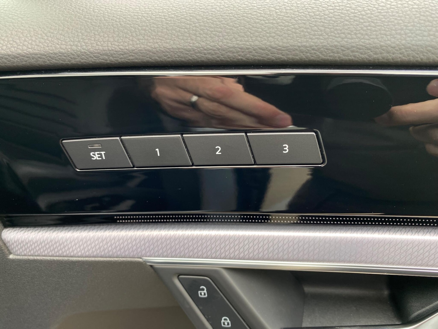 Used Volkswagen Touareg 2020 for sale - 75905922: Photo 53