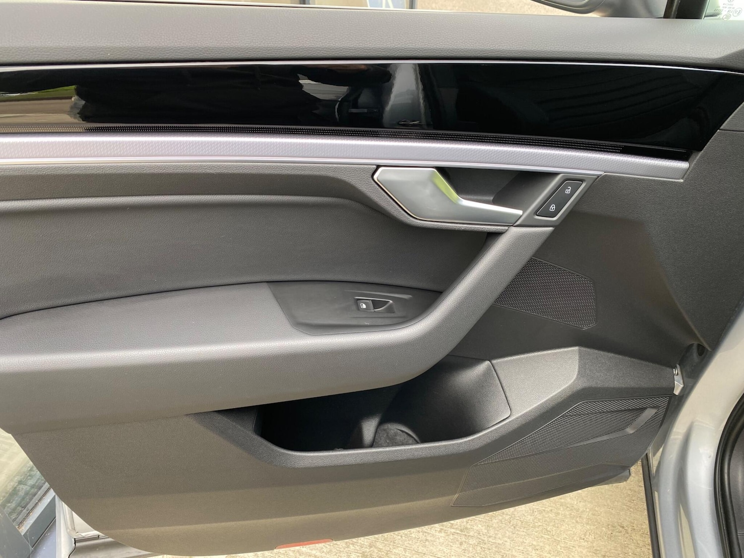 Used Volkswagen Touareg 2020 for sale - 75905922: Photo 56