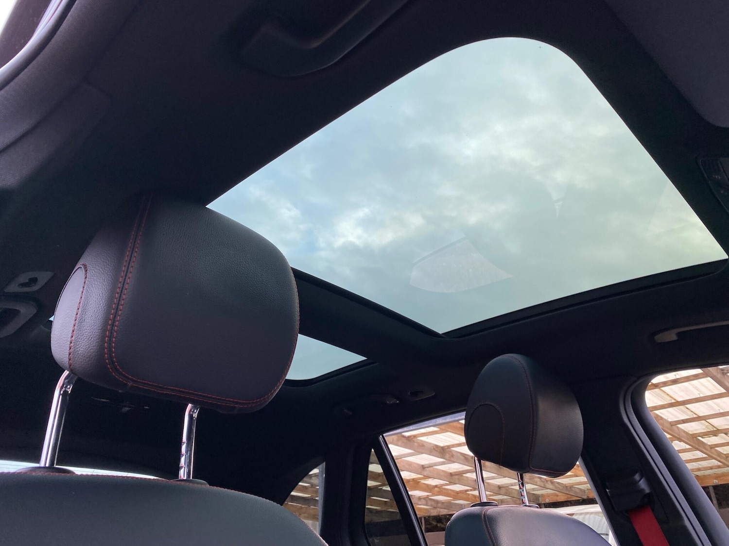 Used Mercedes-Benz GLC 2019 for sale - 77291822: Photo 23