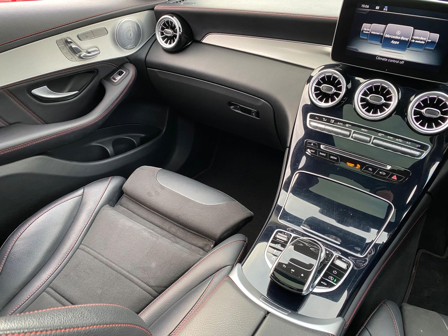 Used Mercedes-Benz GLC 2019 for sale - 77291822: Photo 30