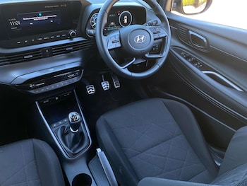 Used Hyundai BAYON 2023 for sale - 78577503: Photo