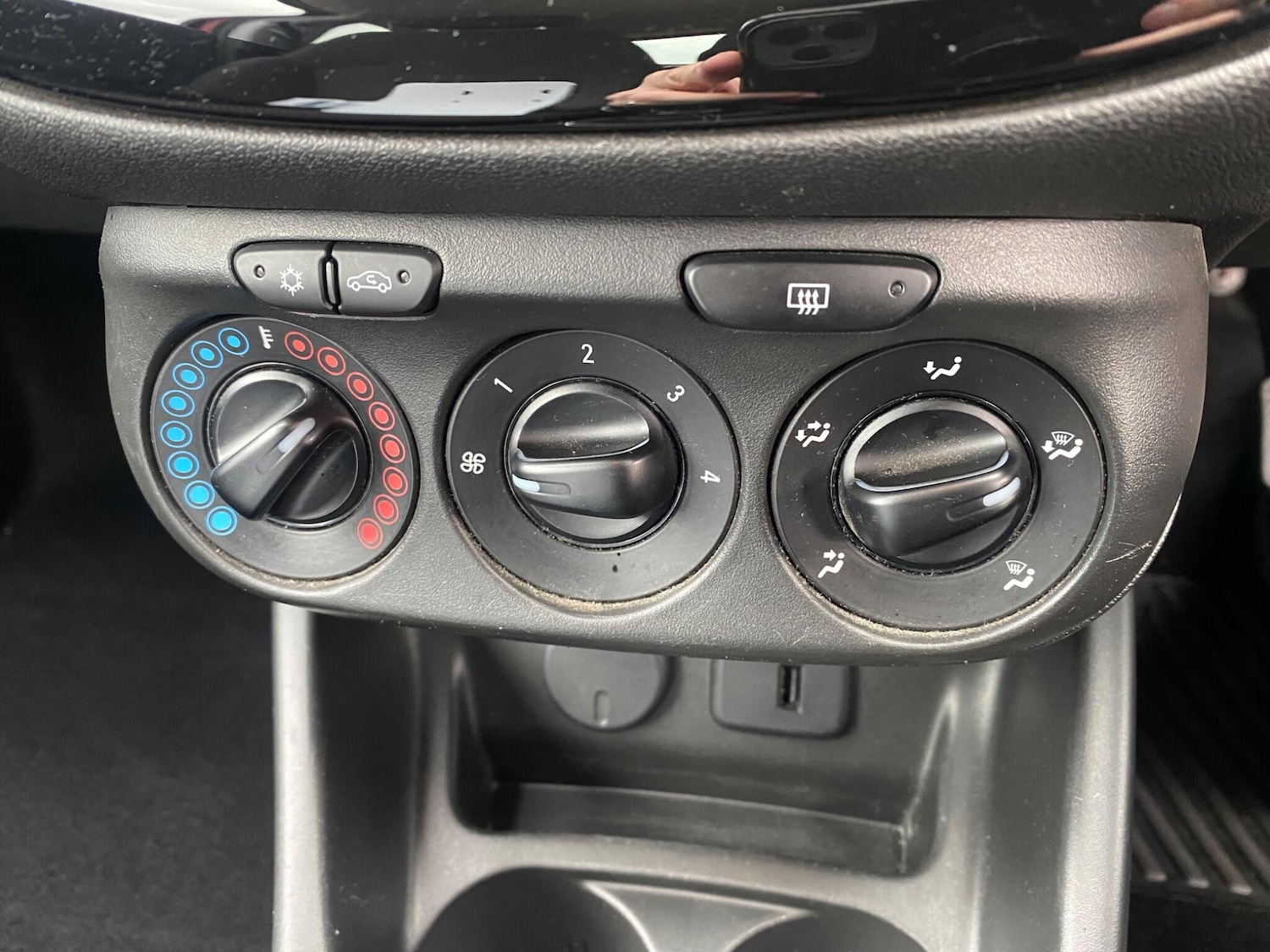 Used Vauxhall Corsa 2018 for sale - 76326032: Photo 36