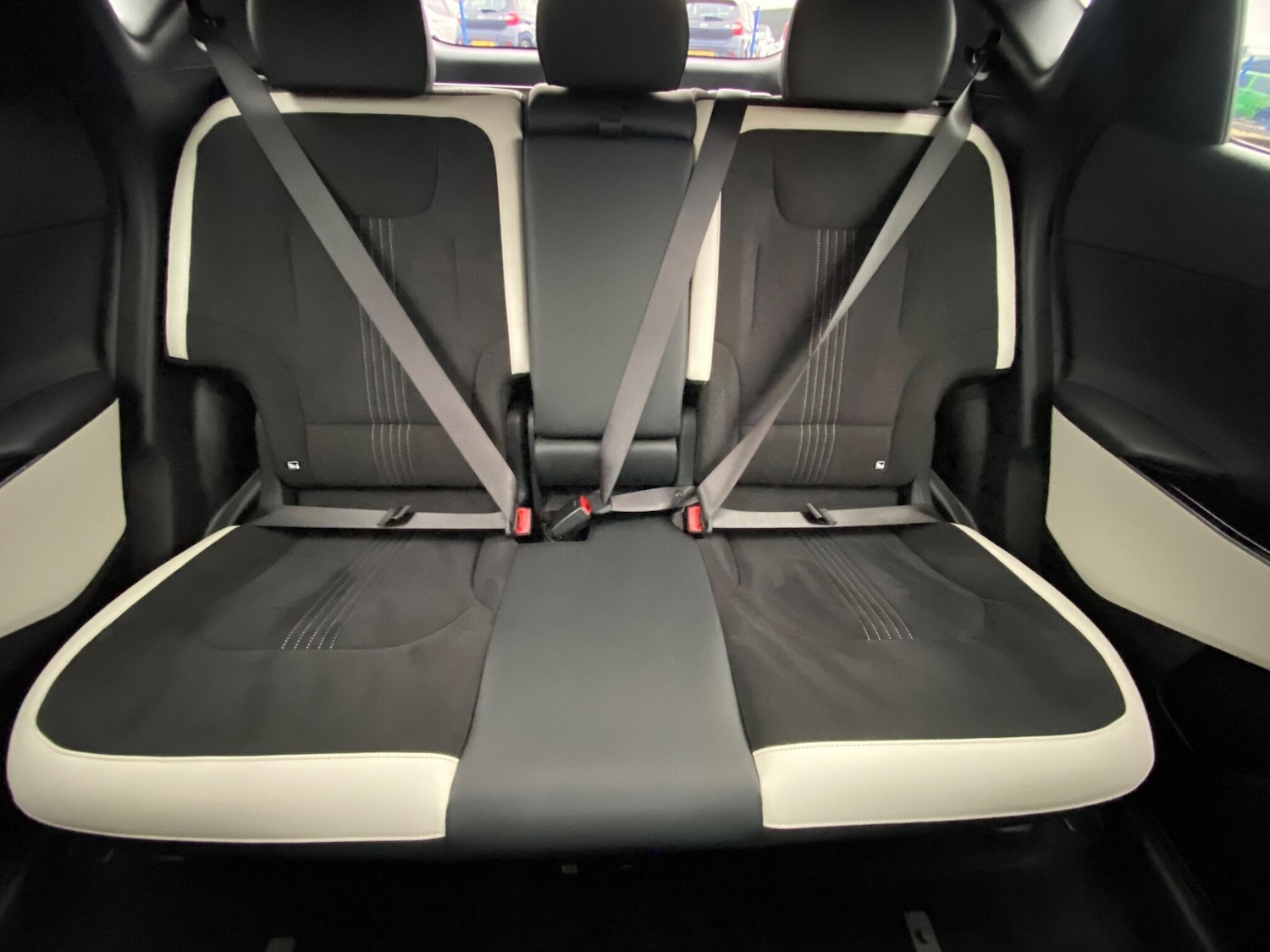 Used Kia EV6 2023 for sale - 76620325: Photo 26