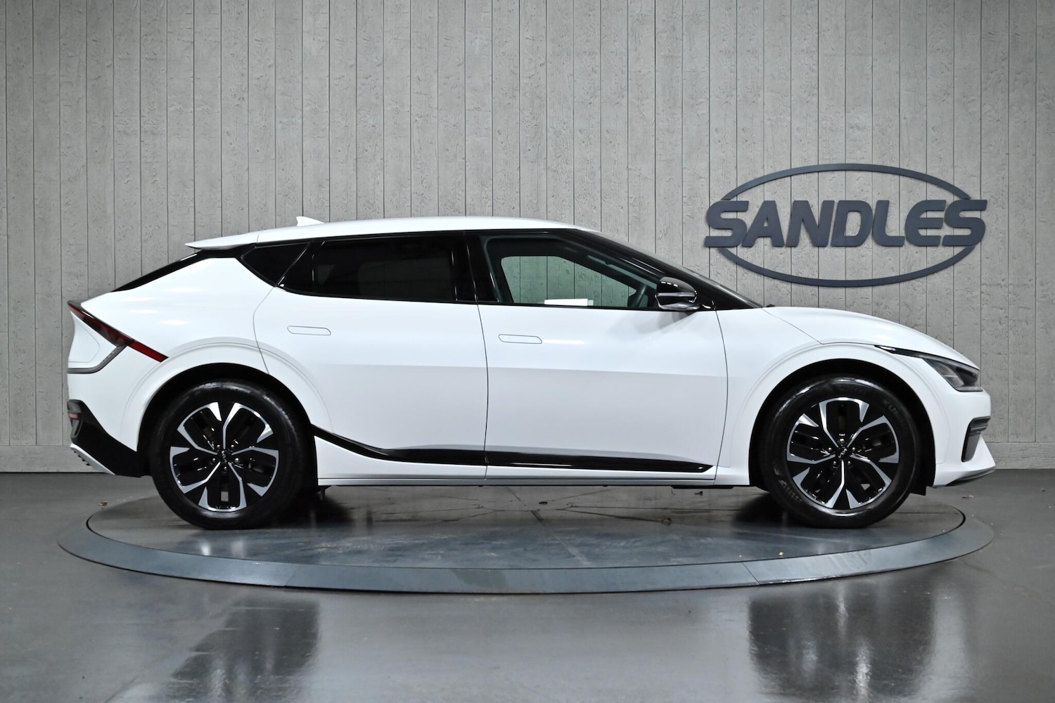 Used Kia EV6 2023 for sale - 76620325: Photo 3