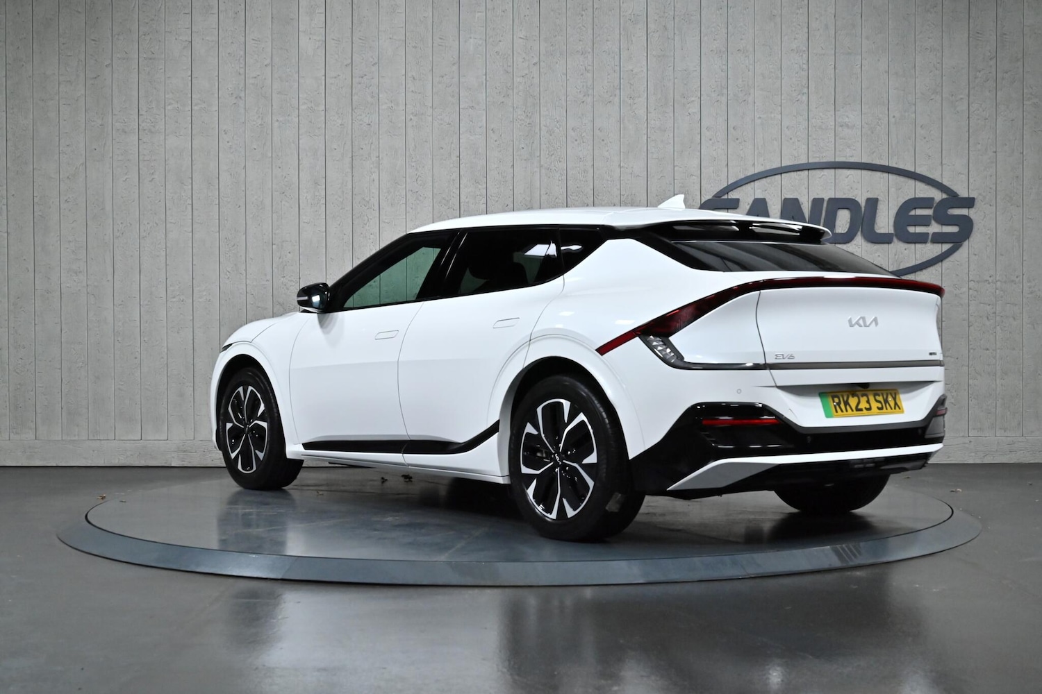 Used Kia EV6 2023 for sale - 76620325: Photo 4