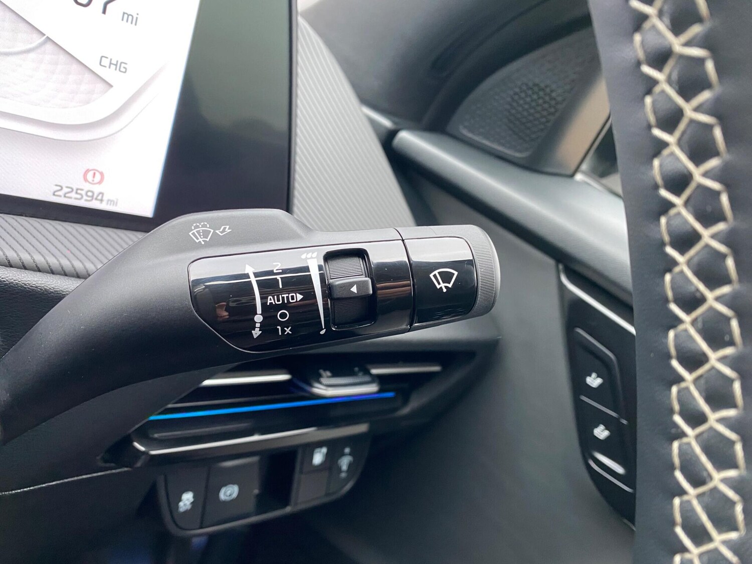 Used Kia EV6 2023 for sale - 76620325: Photo 45