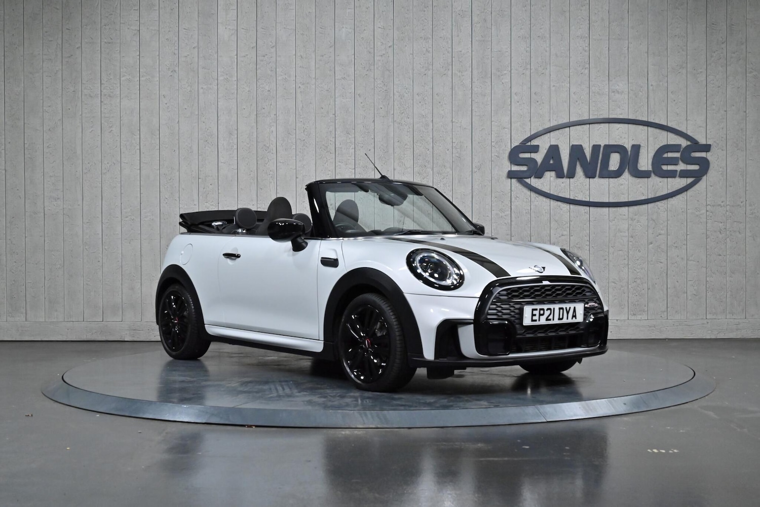 Used MINI Convertible 2021 for sale - 77028981: Photo 1