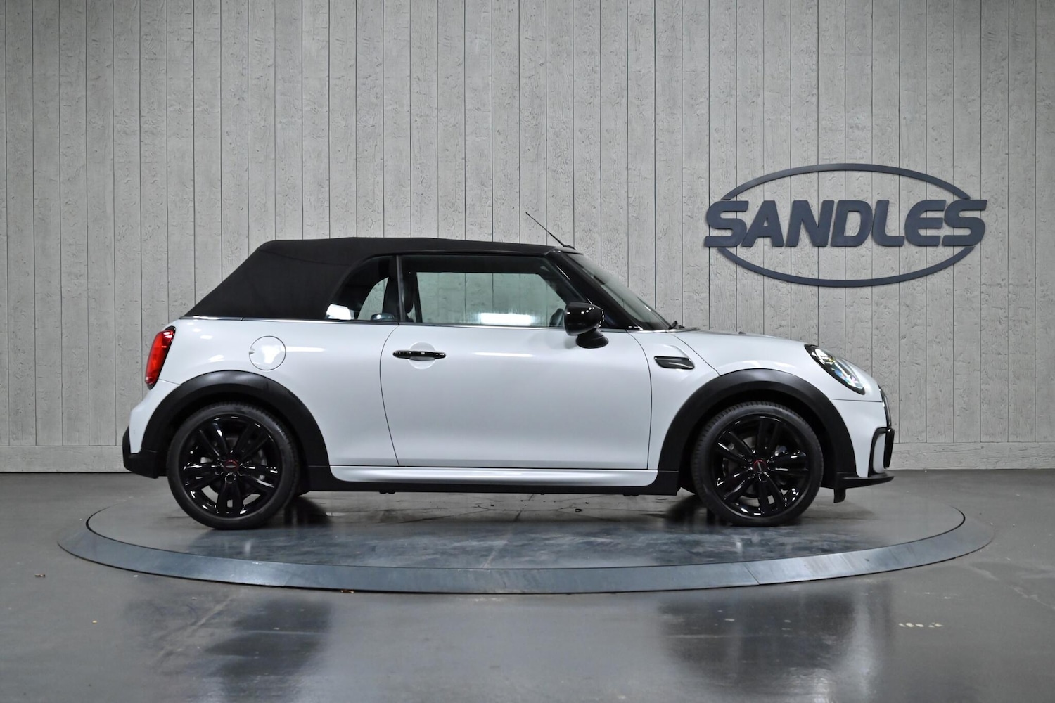 Used MINI Convertible 2021 for sale - 77028981: Photo 11