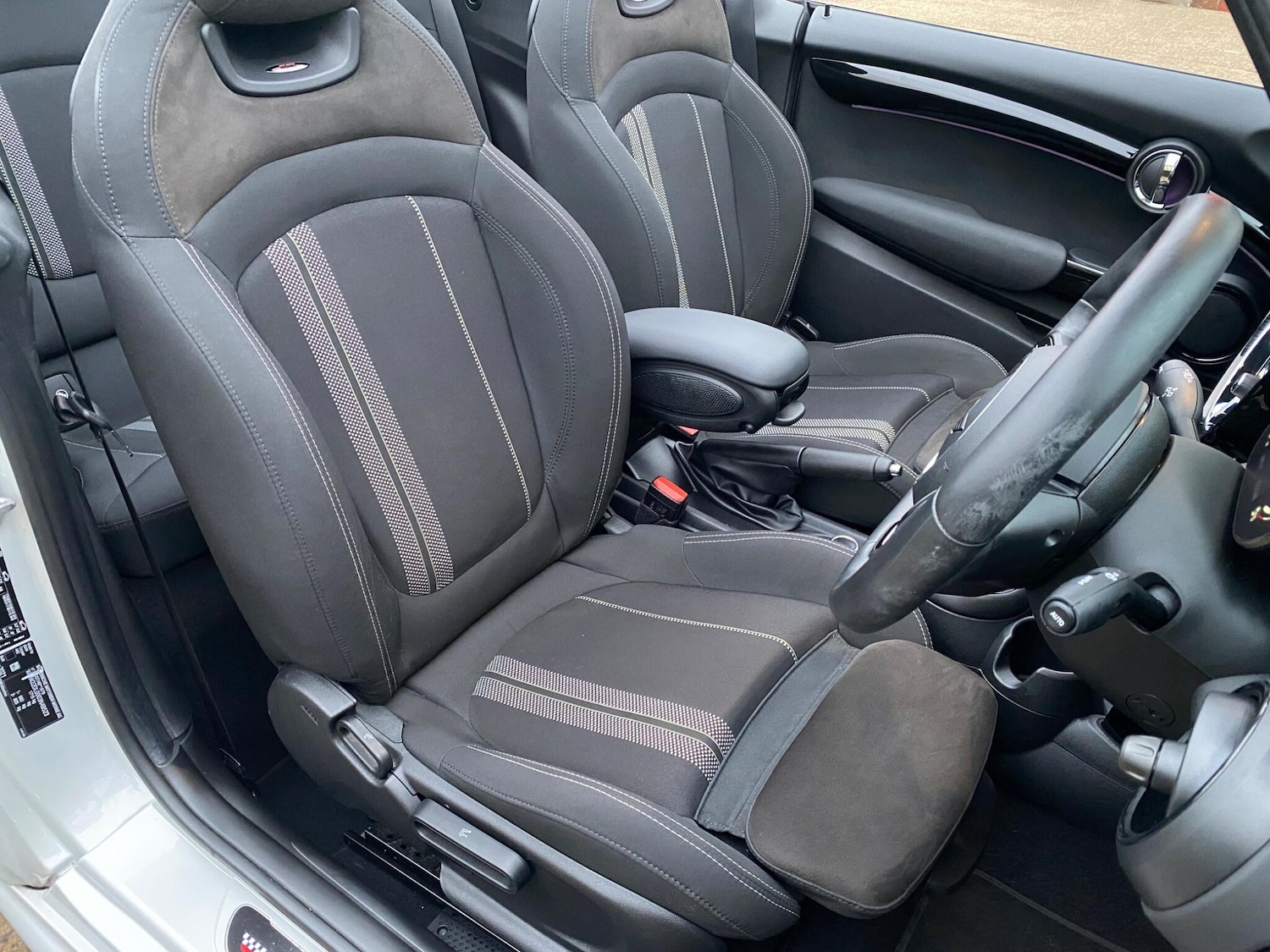 Used MINI Convertible 2021 for sale - 77028981: Photo 27