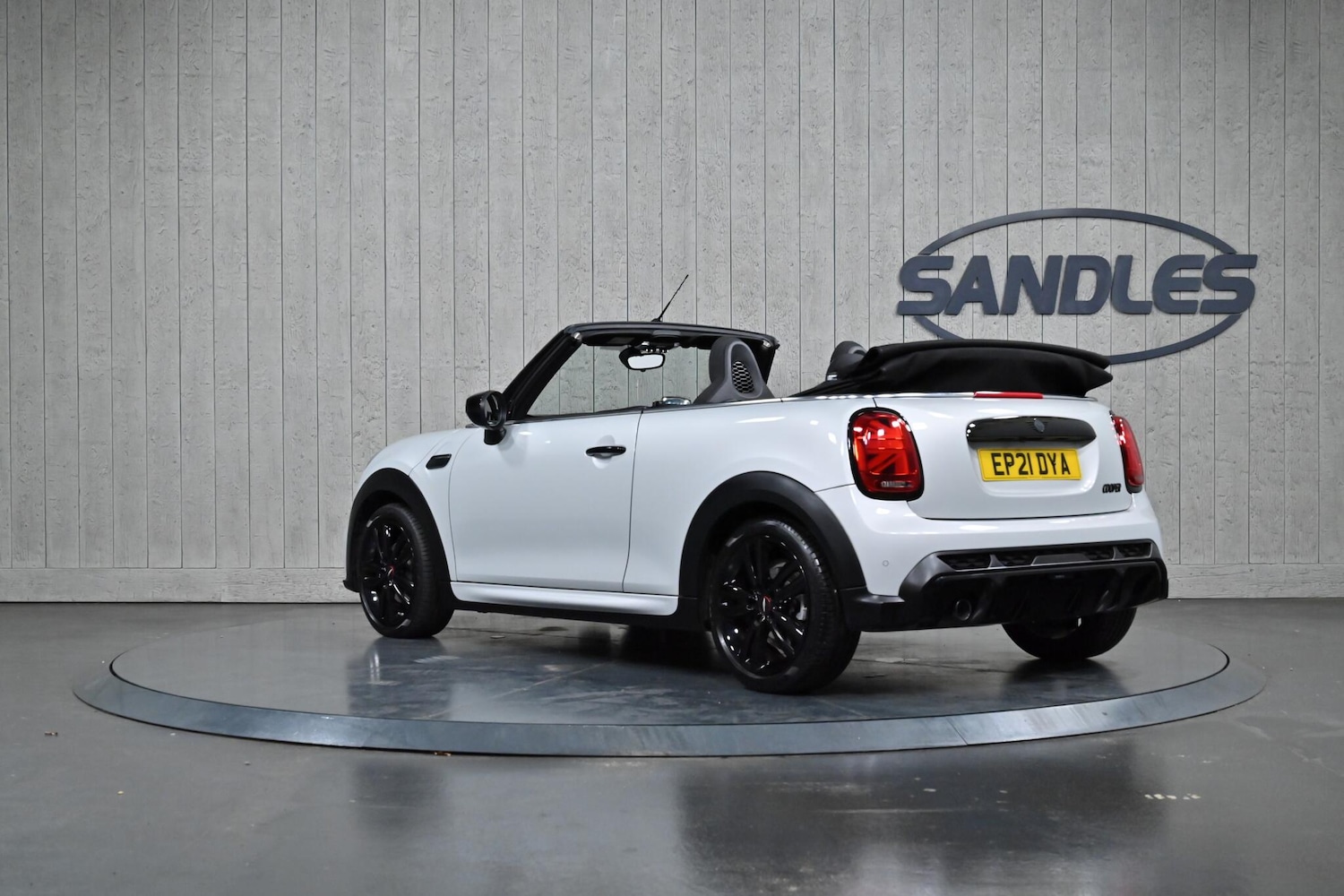 Used MINI Convertible 2021 for sale - 77028981: Photo 4