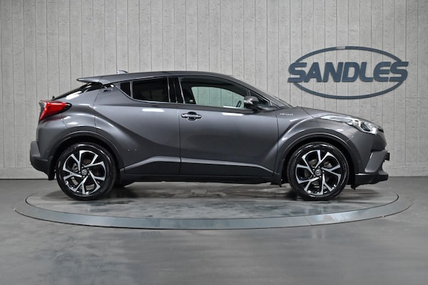 Used Toyota C-HR 2018 for sale - 74990336: Photo 3