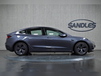 Used Tesla Model 3 2022 for sale - 76992210: Photo