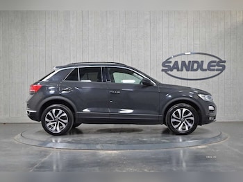 Used Volkswagen T-Roc 2022 for sale - 79046964: Photo