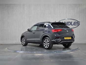 Used Volkswagen T-Roc 2022 for sale - 79046964: Photo