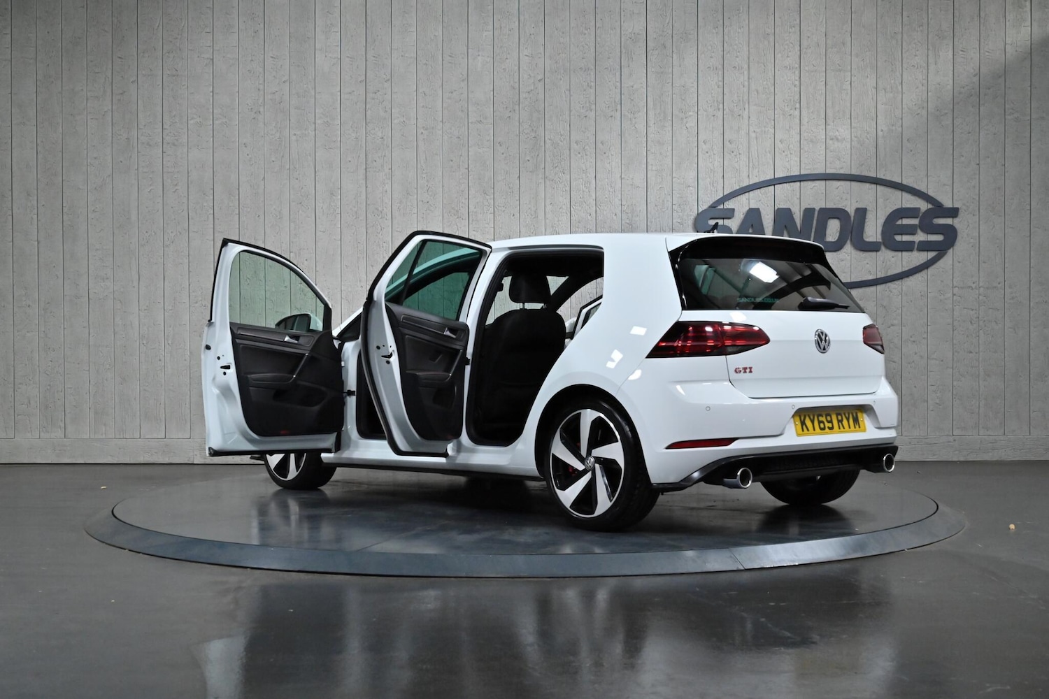 Used Volkswagen Golf 2019 for sale - 76377923: Photo 11