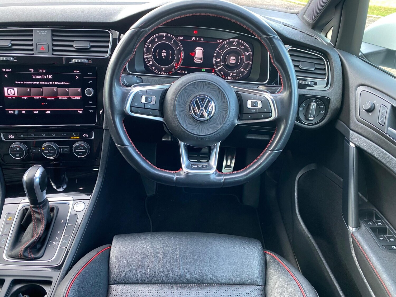Used Volkswagen Golf 2019 for sale - 76377923: Photo 28
