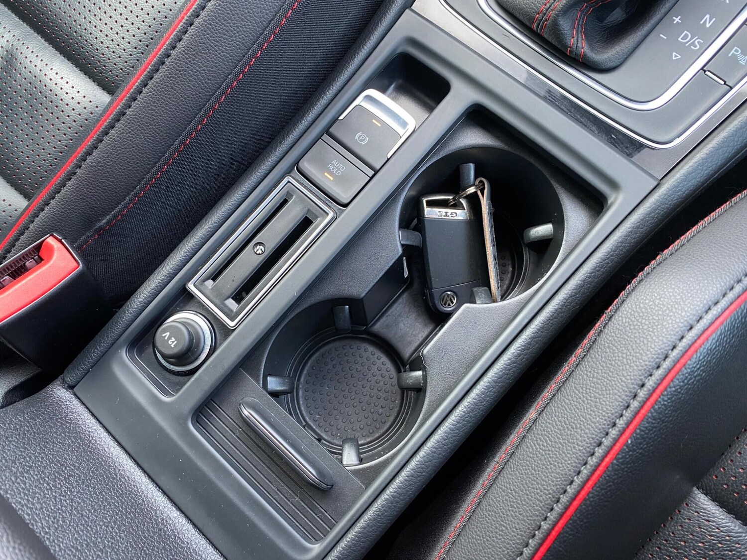 Used Volkswagen Golf 2019 for sale - 76377923: Photo 44