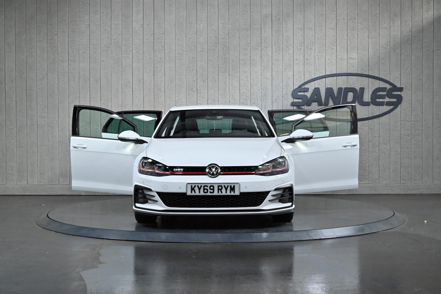 Used Volkswagen Golf 2019 for sale - 76377923: Photo 9