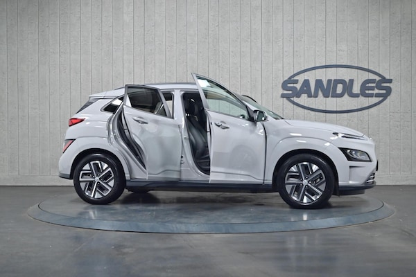 Used Hyundai KONA 2023 for sale - 75990185: Photo 10