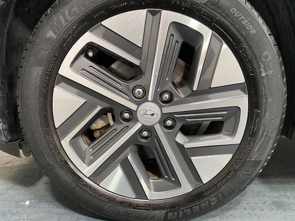 Used Hyundai KONA 2023 for sale - 75990185: Photo 18