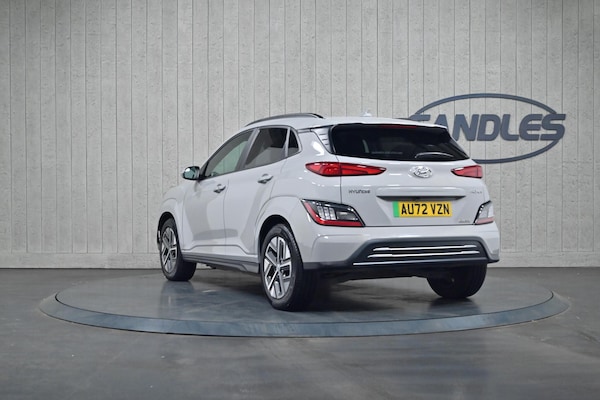 Used Hyundai KONA 2023 for sale - 75990185: Photo 4