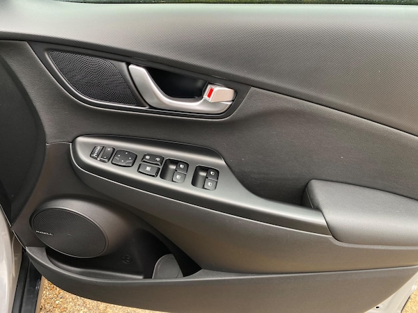Used Hyundai KONA 2023 for sale - 75990185: Photo 55