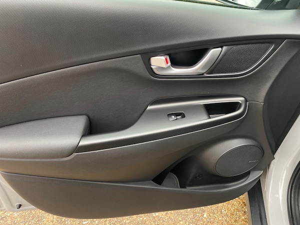 Used Hyundai KONA 2023 for sale - 75990185: Photo 56
