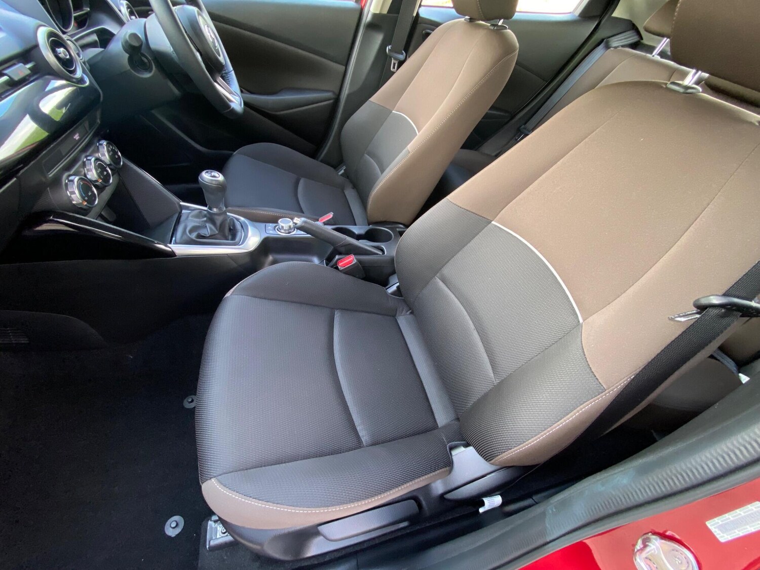 Used Mazda Mazda2 2022 for sale - 75670149: Photo 25