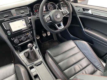 Used Volkswagen Golf 2017 for sale - 78615396: Photo