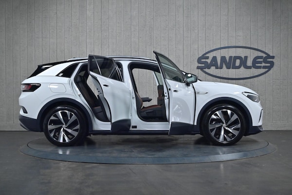 Used Volkswagen ID.4 2021 for sale - 76284081: Photo 10
