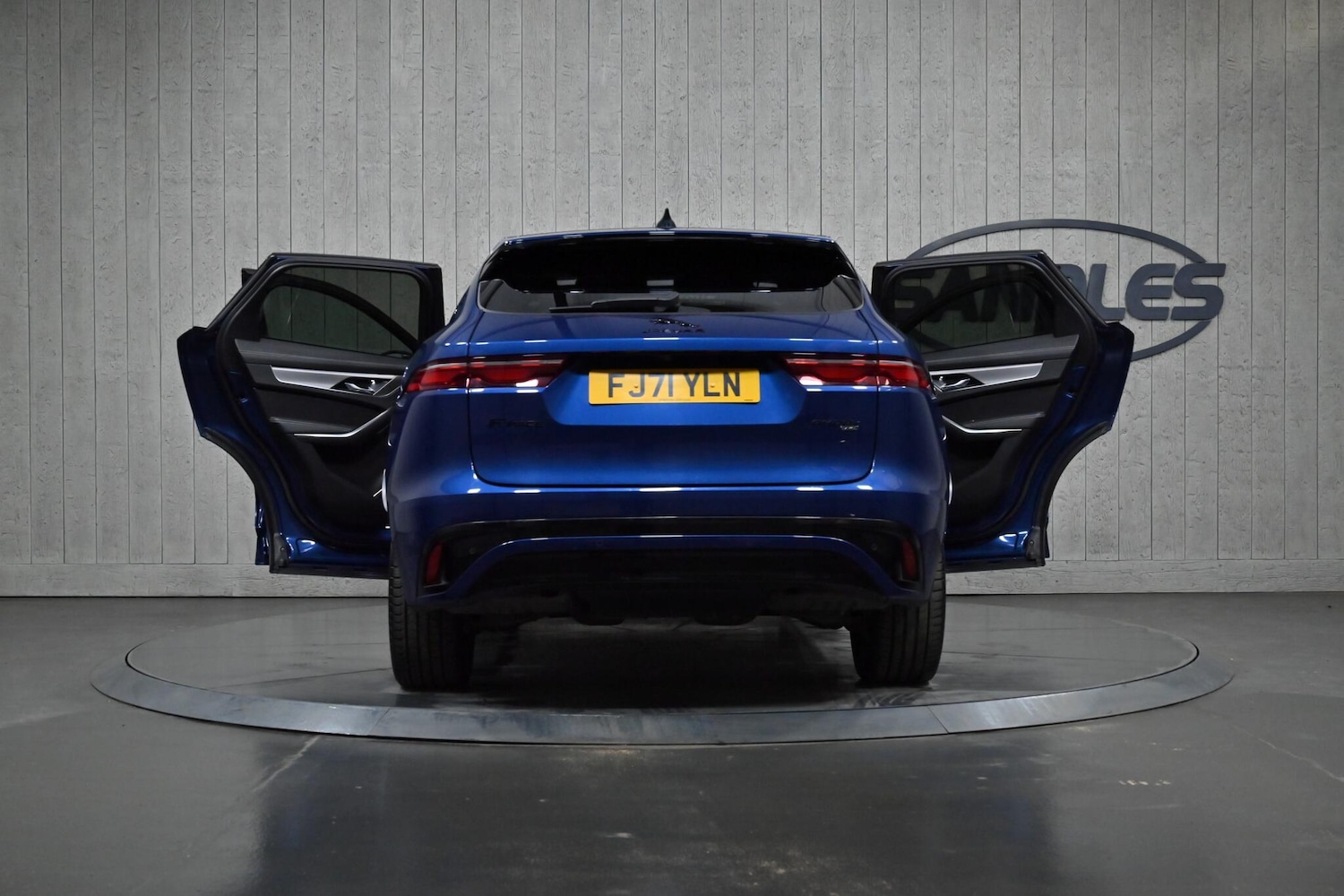 Used Jaguar F-Pace 2022 for sale - 77266668: Photo 12