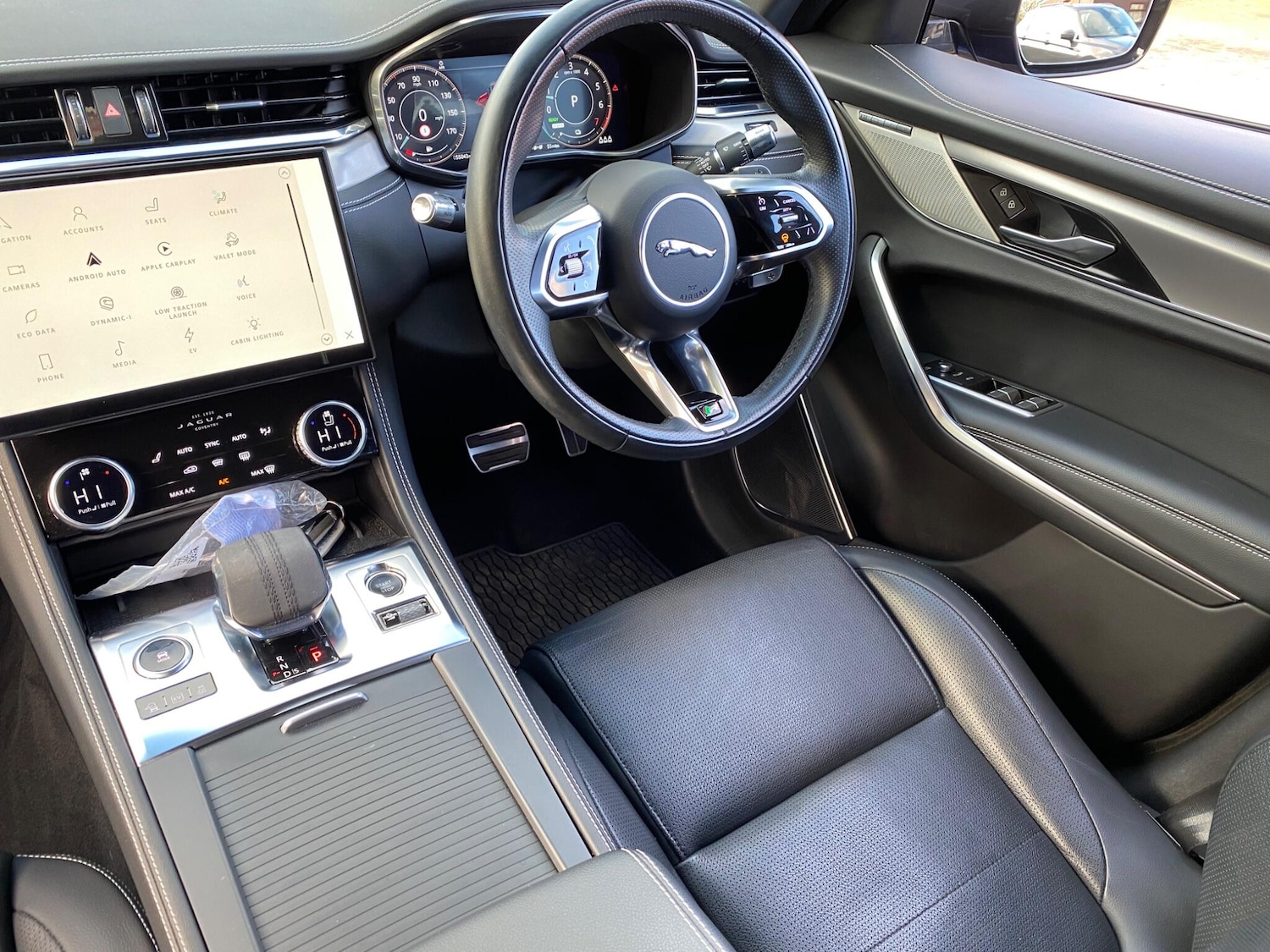 Used Jaguar F-Pace 2022 for sale - 77266668: Photo 31