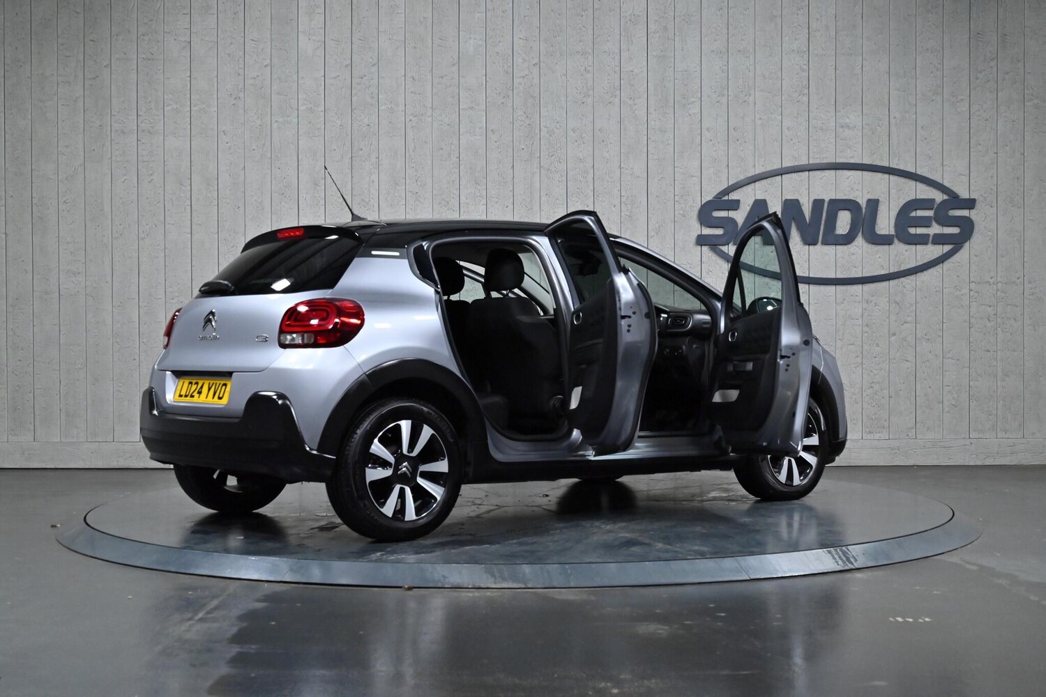 Used Citroen C3 2024 for sale - 76913672: Photo 14