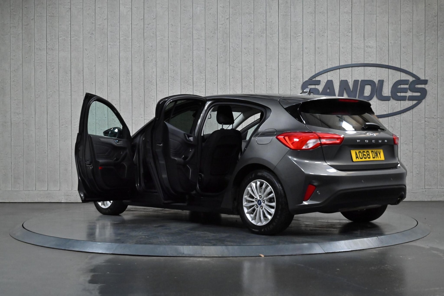 Used Ford Focus 2018 for sale - 76849689: Photo 11