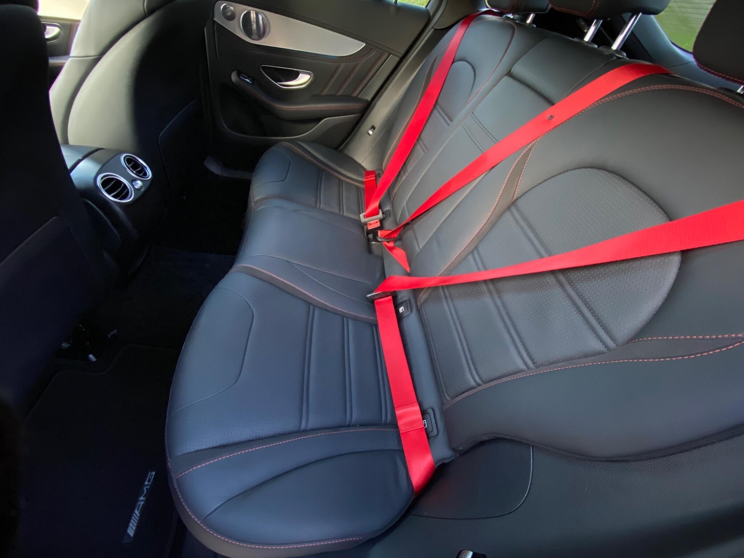 Used Mercedes-Benz GLC 2017 for sale - 76849625: Photo 31