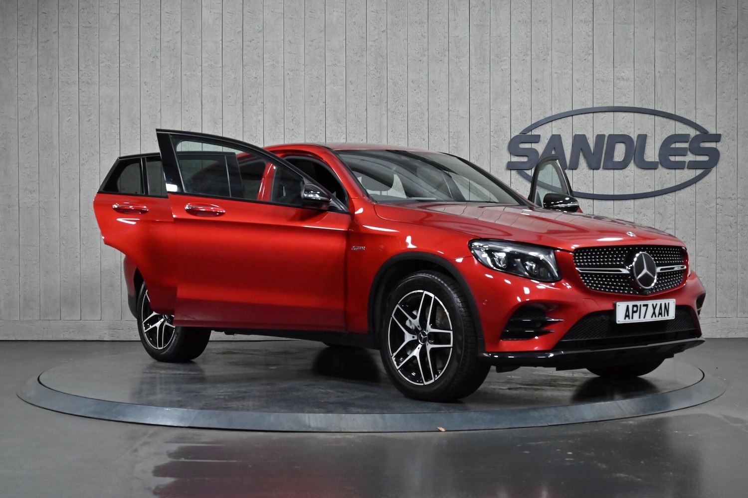 Used Mercedes-Benz GLC 2017 for sale - 76849625: Photo 8