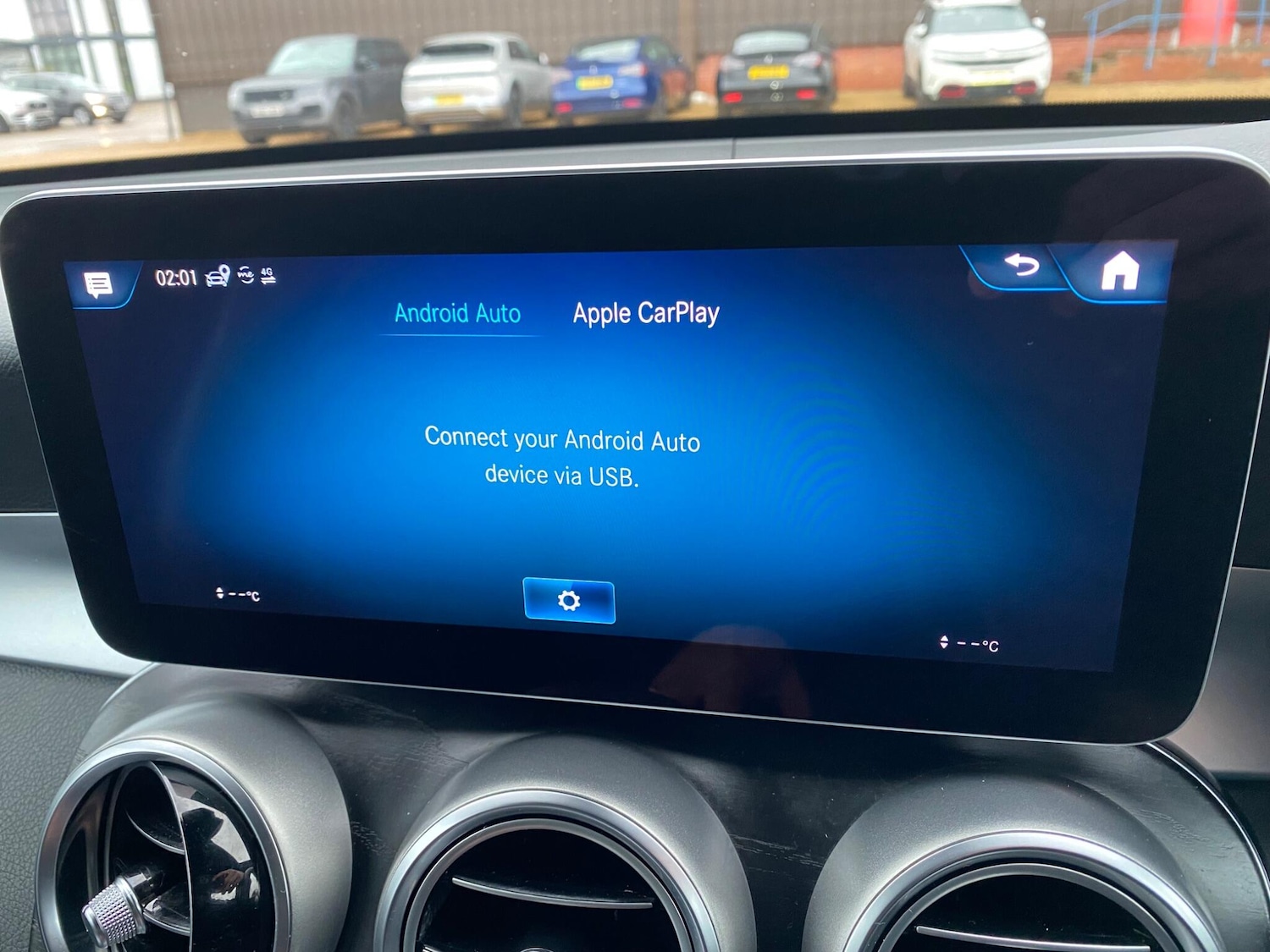 Used Mercedes-Benz GLC 2020 for sale - 76657805: Photo 35