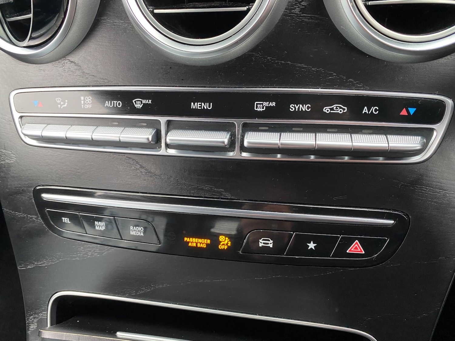 Used Mercedes-Benz GLC 2020 for sale - 76657805: Photo 40