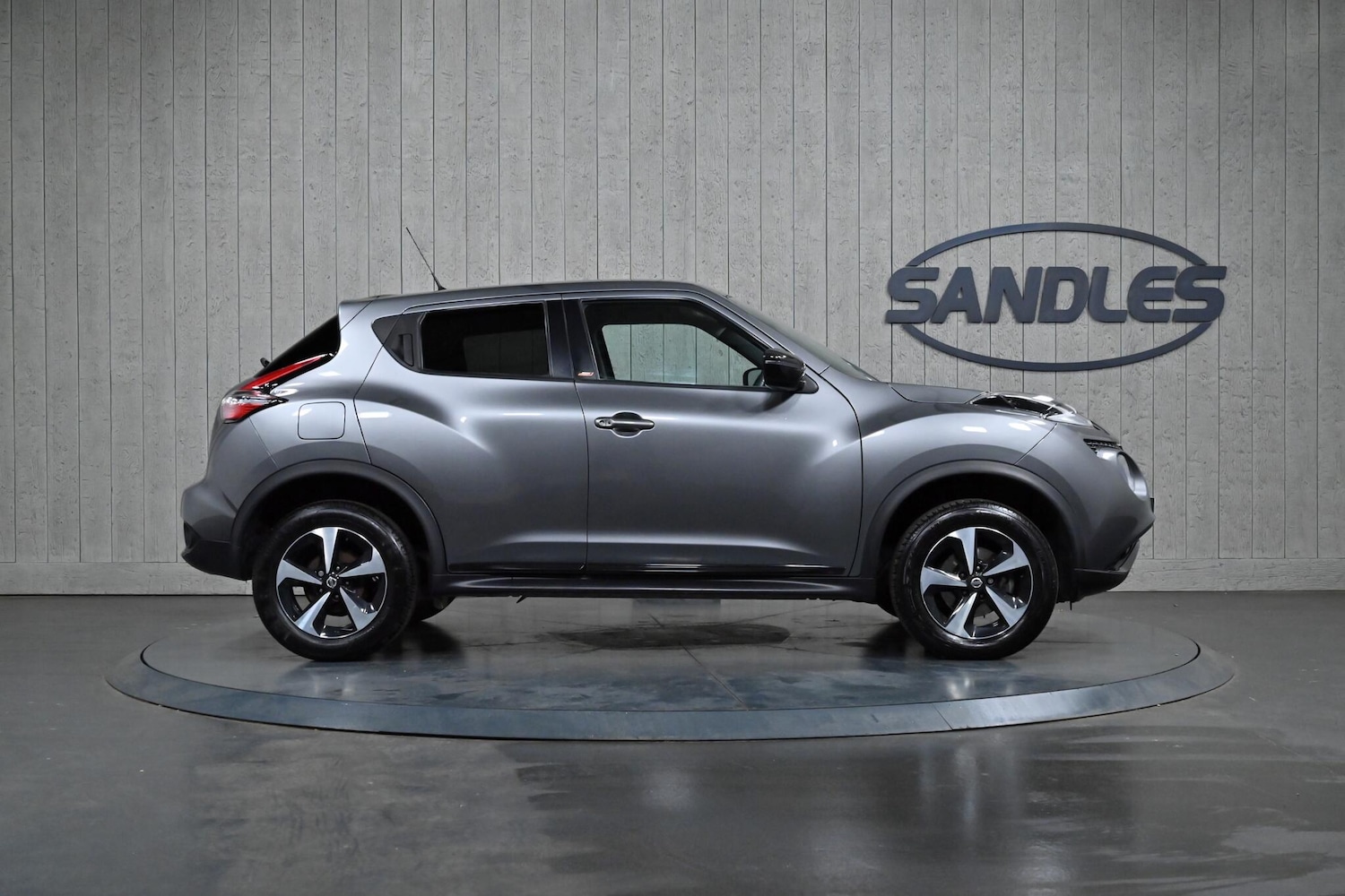 Used Nissan Juke 2018 for sale - 76377848: Photo 3
