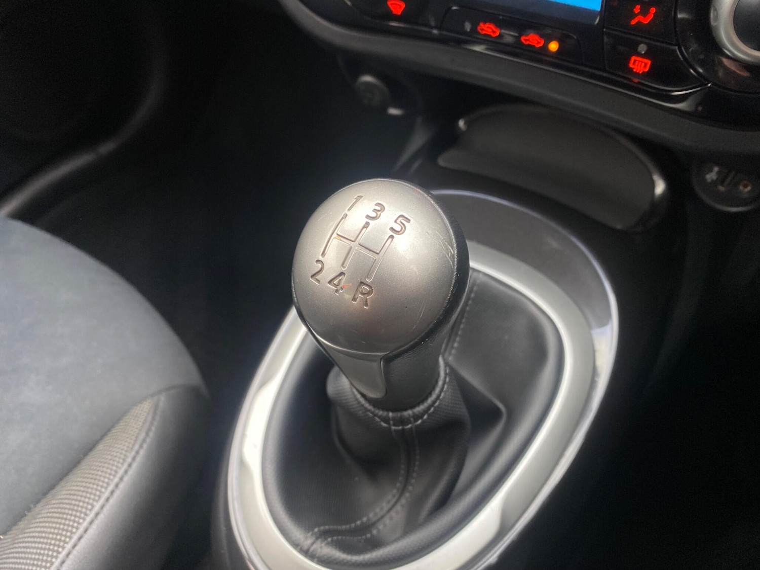 Used Nissan Juke 2018 for sale - 76377848: Photo 39
