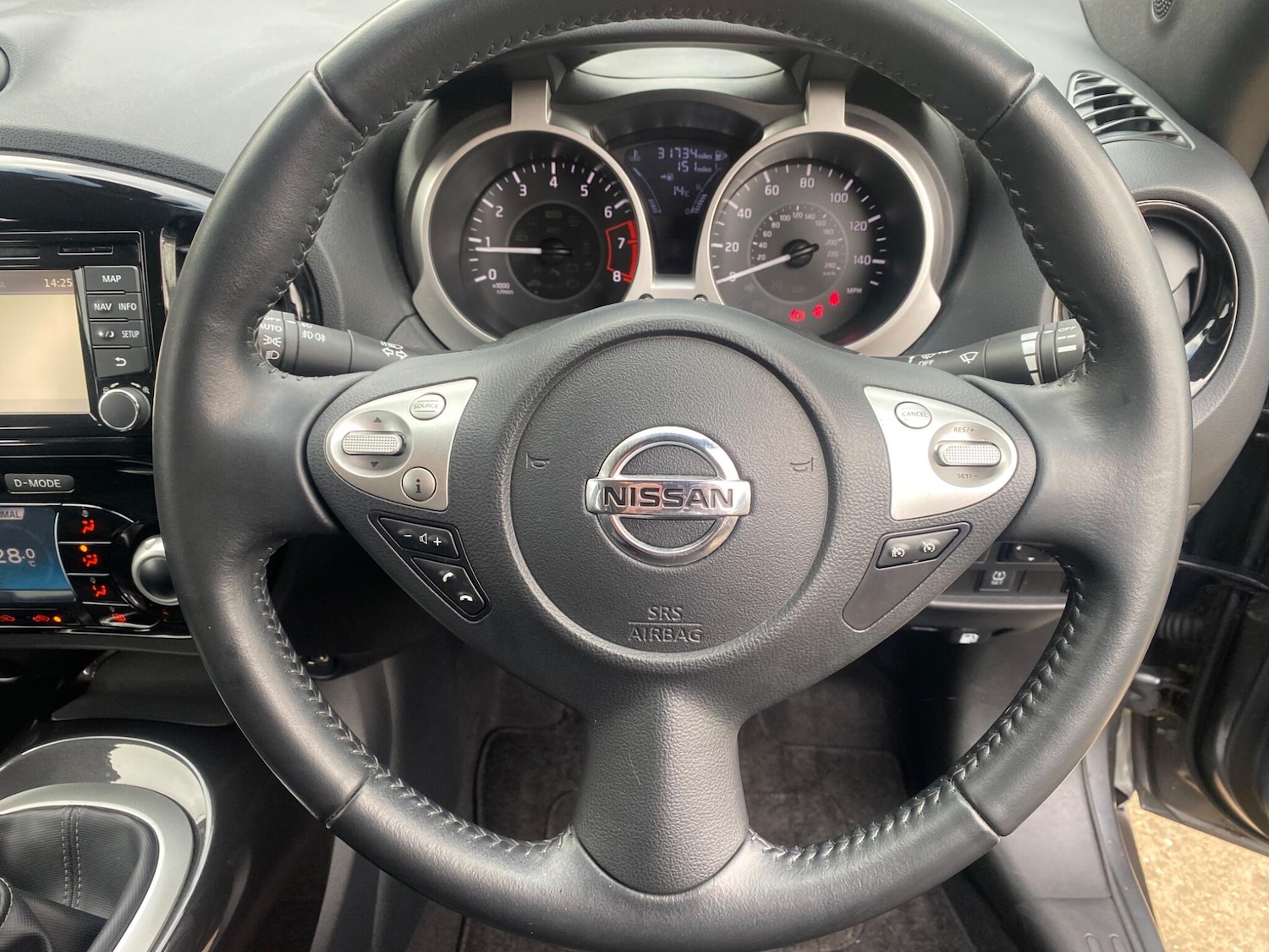 Used Nissan Juke 2018 for sale - 76377848: Photo 42