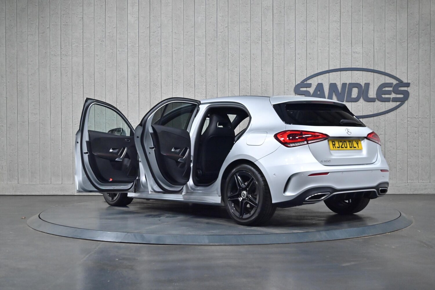 Used Mercedes-Benz A-Class 2020 for sale - 76259544: Photo 12