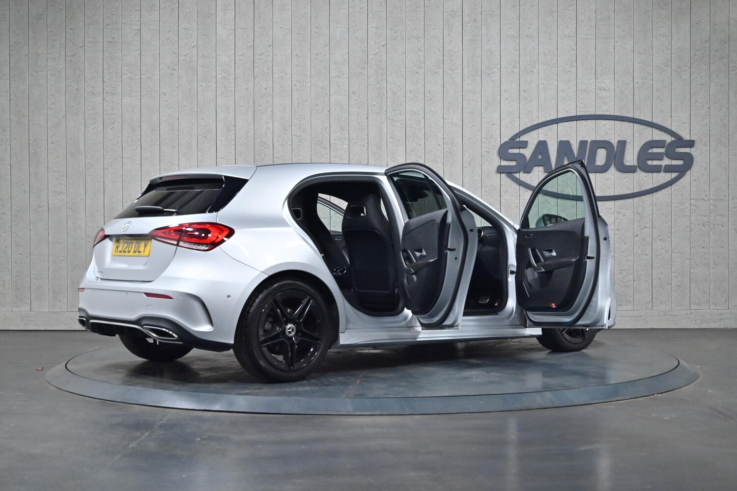 Used Mercedes-Benz A-Class 2020 for sale - 76259544: Photo 14