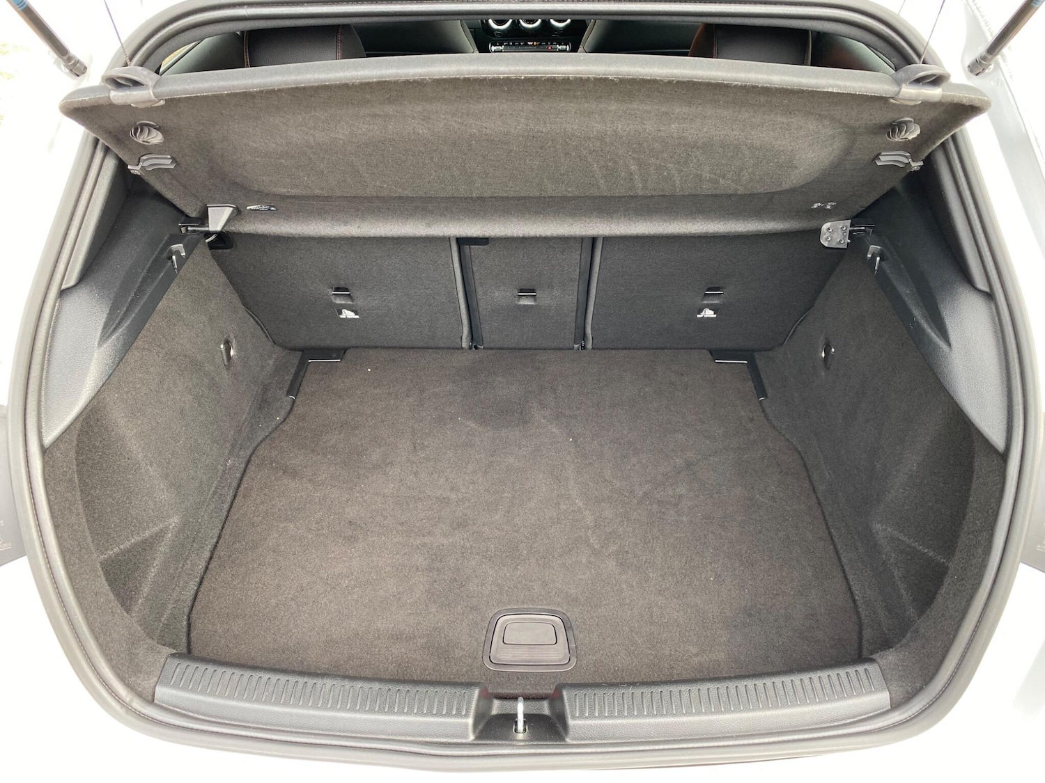 Used Mercedes-Benz A-Class 2020 for sale - 76259544: Photo 56