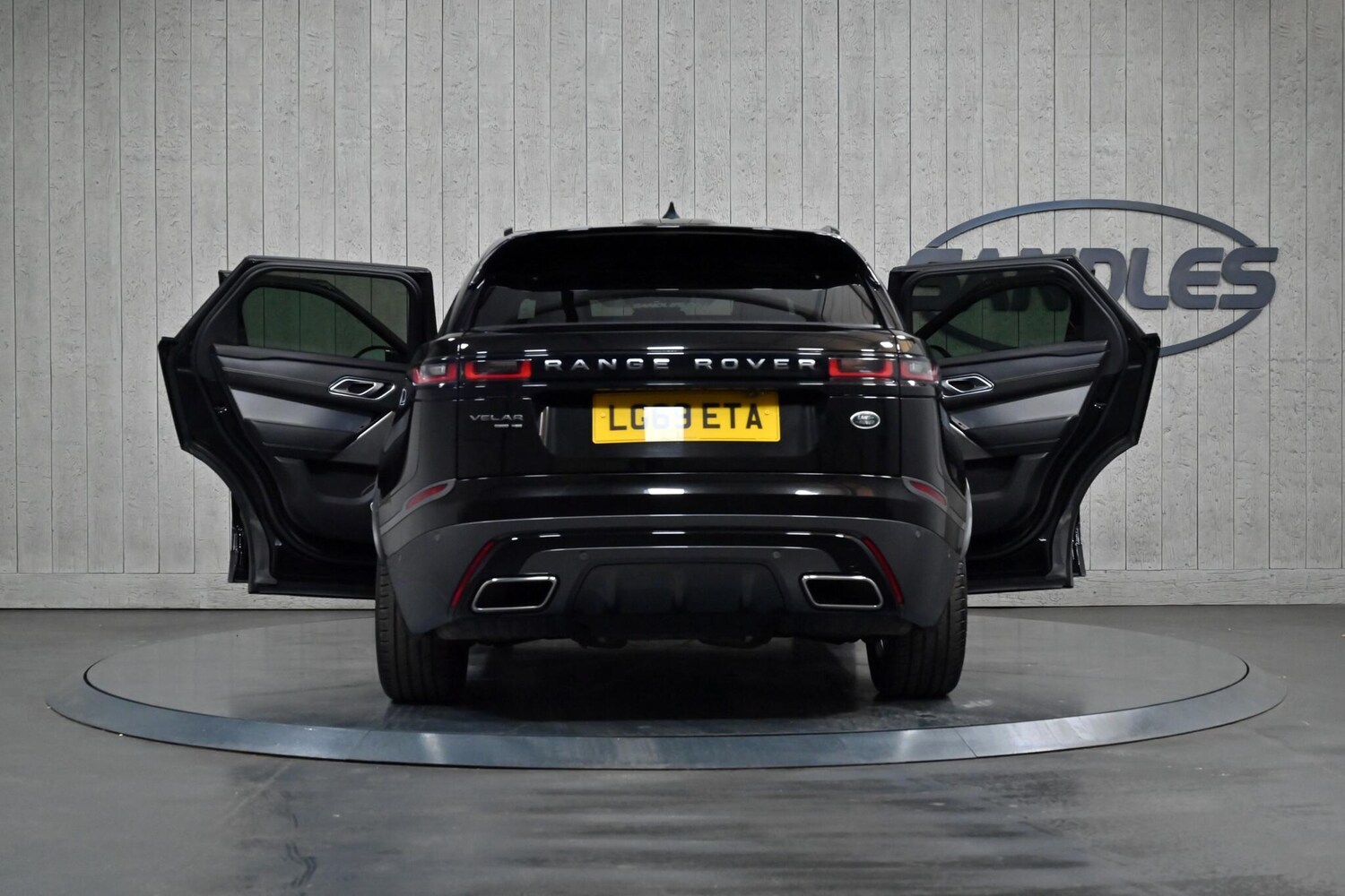 Used Land Rover Range Rover Velar 2019 for sale - 76499237: Photo 13