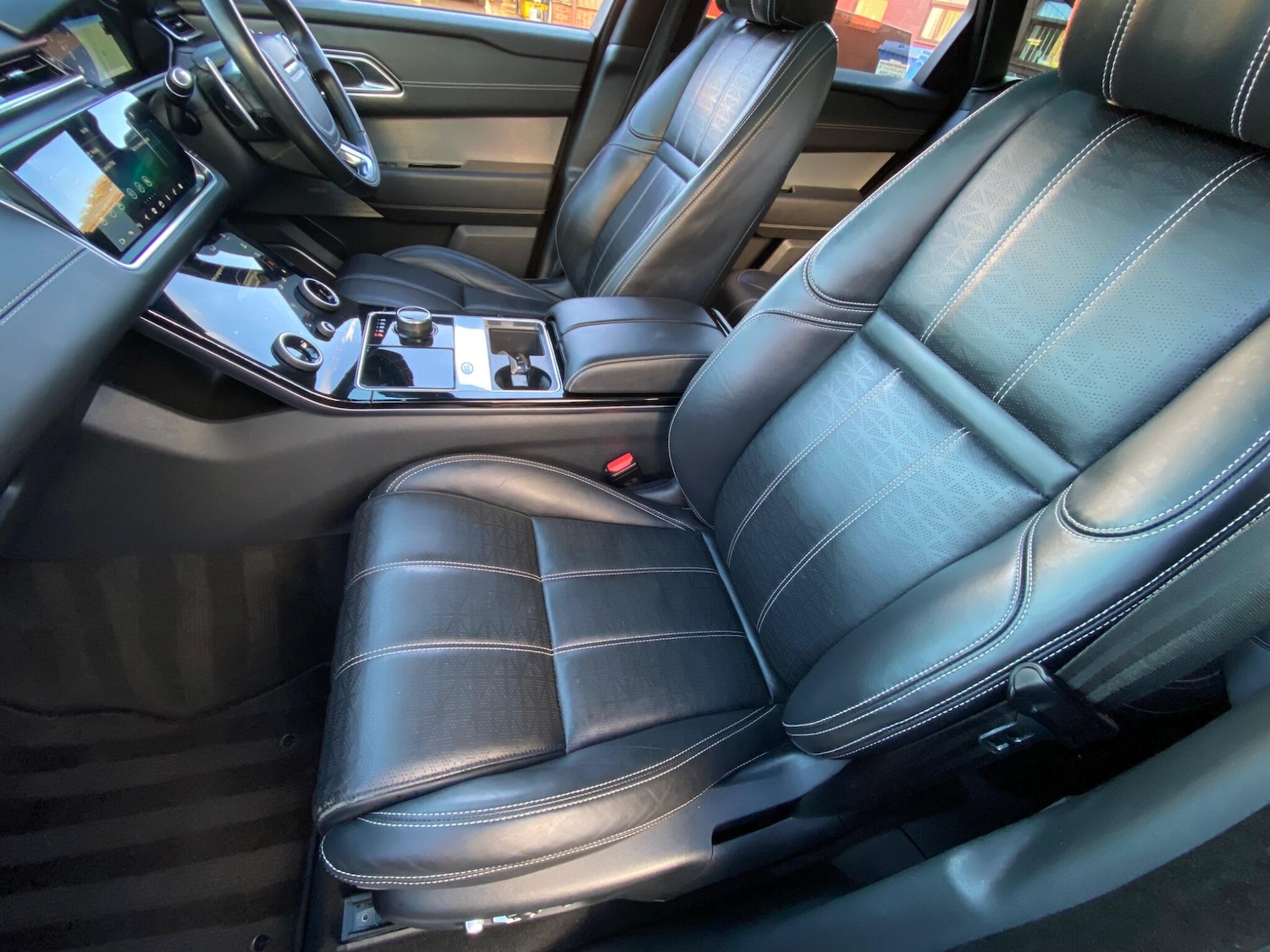 Used Land Rover Range Rover Velar 2019 for sale - 76499237: Photo 25